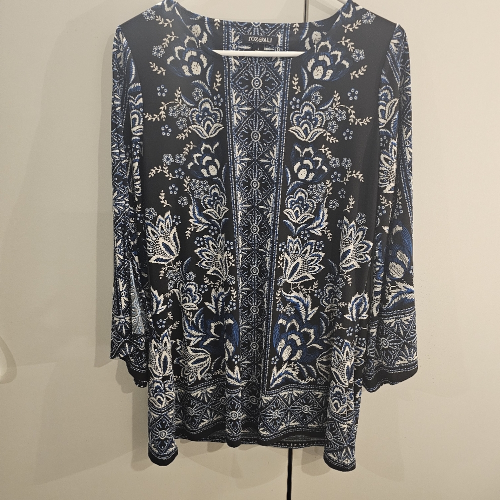 Roz & Ali Womans Large Blue Print Tunic Top